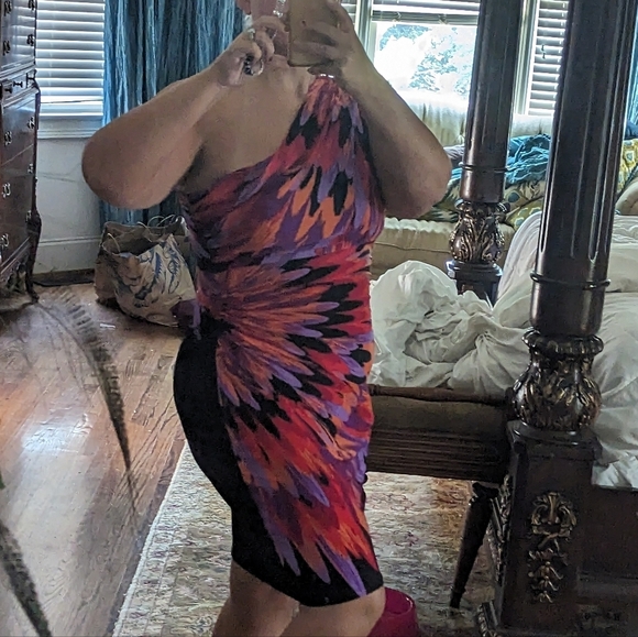 Emma and Michelle party dress - Picture 5 of 6